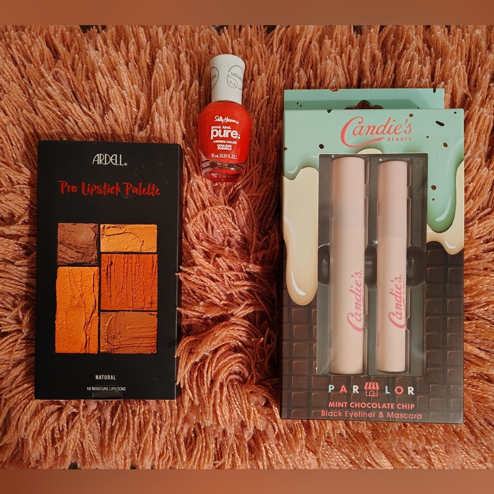 NWOT CANDIE'S BEAUTY / ARDELL LIPSTICK PALETTE & SALLY HANSEN VEGAN NAIL POLISH